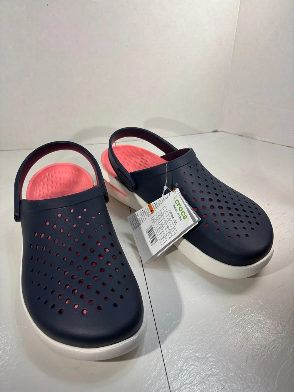 NWT Crocs InMotion LiteRide Clogs Navy Men’s 11